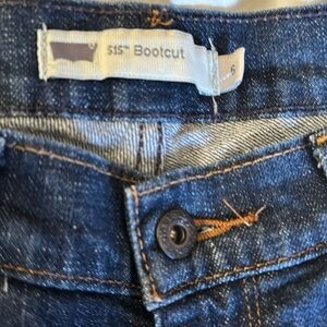 Levi’s 515 Jeans Size 6 Dark Wash
